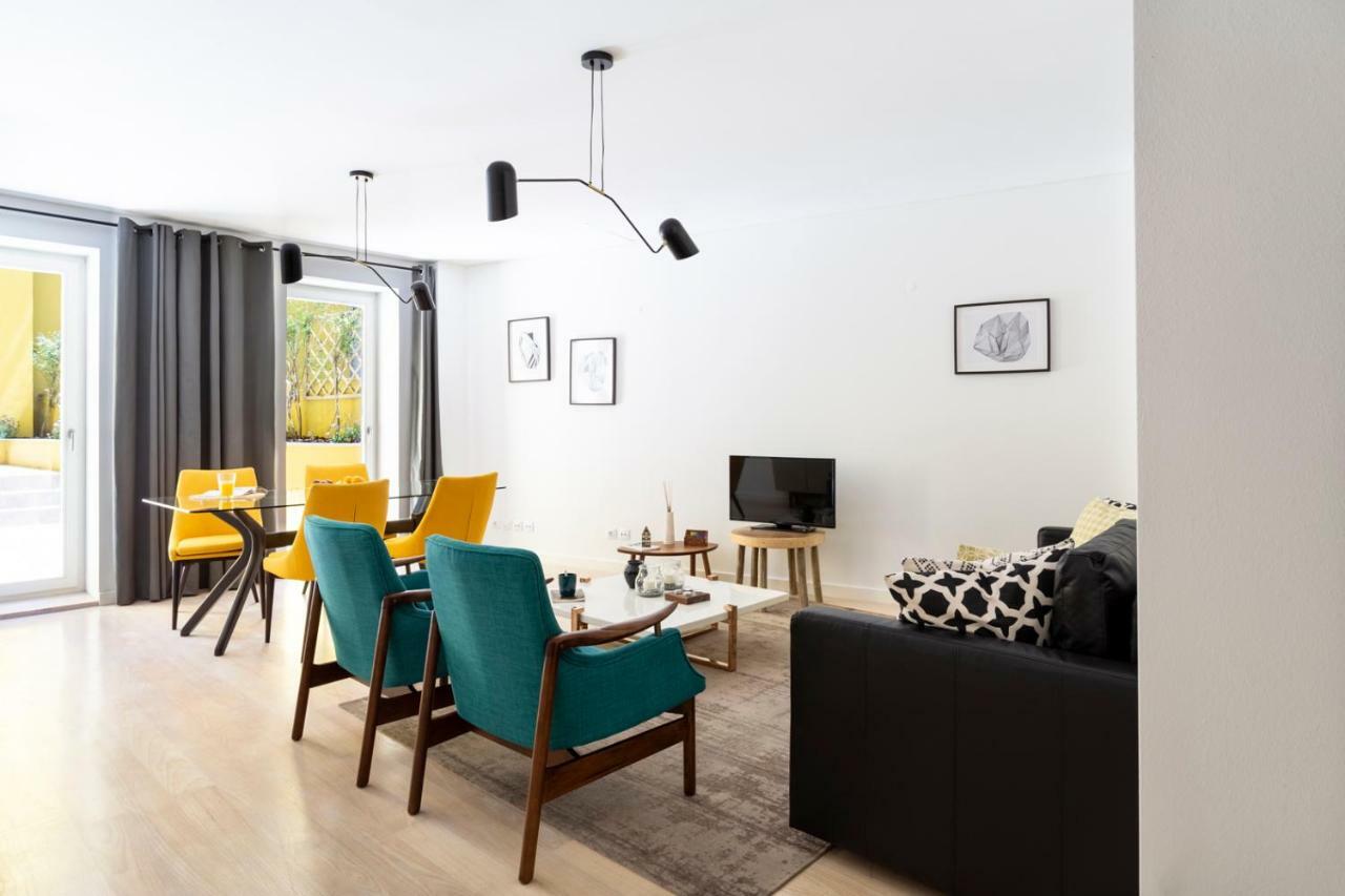 Altido Bright And Elegant 1Br Home With Workspace And Huge Terrace In Pena, Close By Viewpoint Лісабон Екстер'єр фото